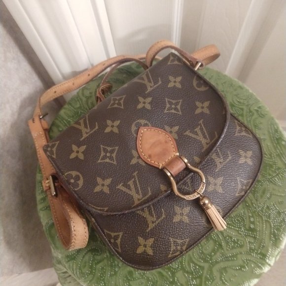 Louis Vuitton Monogram St Cloud PM Crossbody - Picture 3 of 16